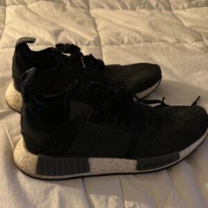 Adidas Black and White Sneakers Modern Casual Design